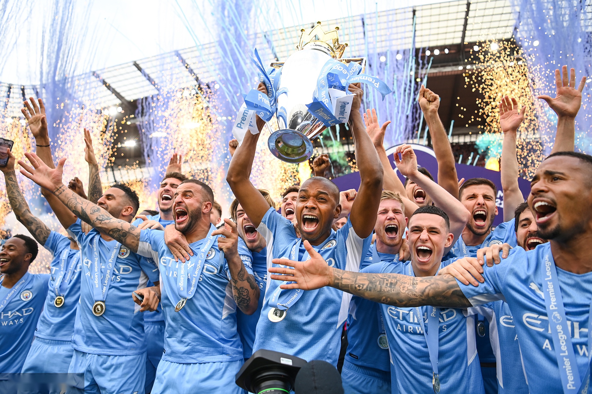 的表现为例 的表现为例